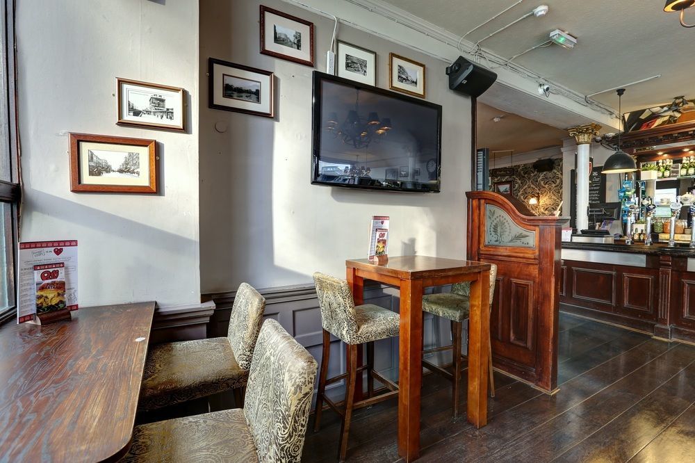 Publove @ The Green Man, Paddington Londra Exterior foto
